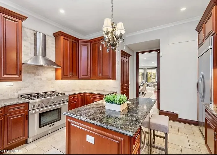Spectacular Gilded Age 6 Bedroom Gold Coast Mansion With Deck * Chicago