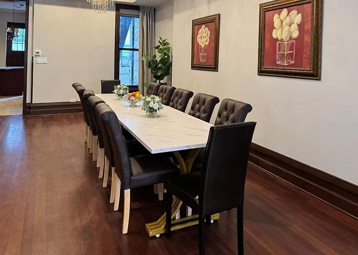 Casa de férias Spectacular Gilded Age 6 Bedroom Gold Coast Mansion With Deck Chicago